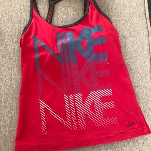 Nike racer back tank with built in bra